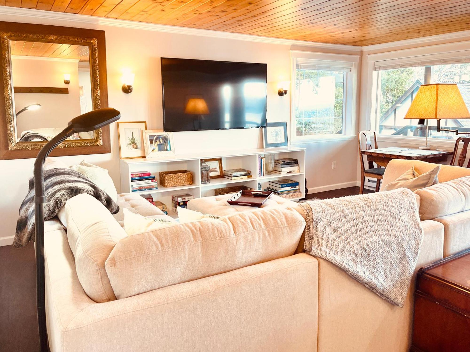 Puget Sound Chic Romantic Cottage With Private Beach Access & Gated Entry Port Ludlow Экстерьер фото