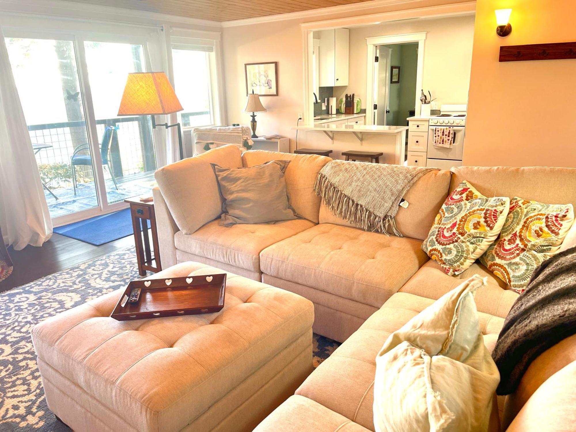 Puget Sound Chic Romantic Cottage With Private Beach Access & Gated Entry Port Ludlow Экстерьер фото
